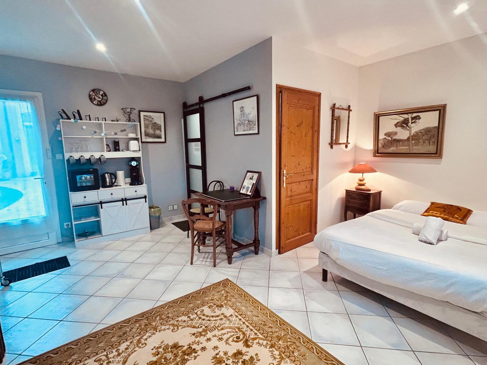 Le Clos De Tanvol - Parking Prive Gratuit- Terrasse Privee - Climatisation Viriat エクステリア 写真